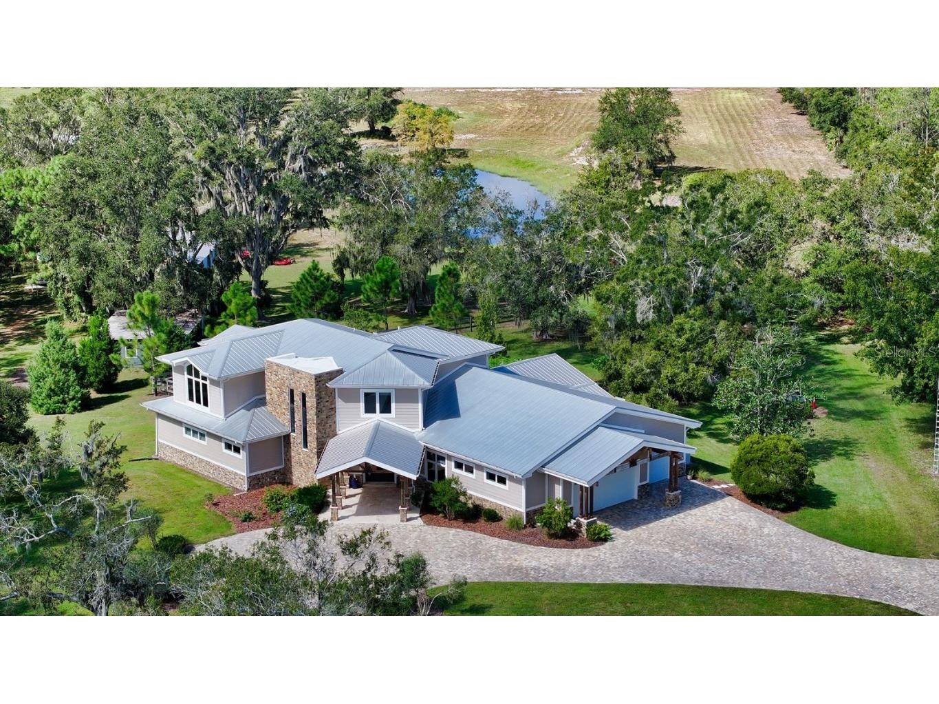 8253 Coash Road Sarasota FL 34241 A4582497 image1