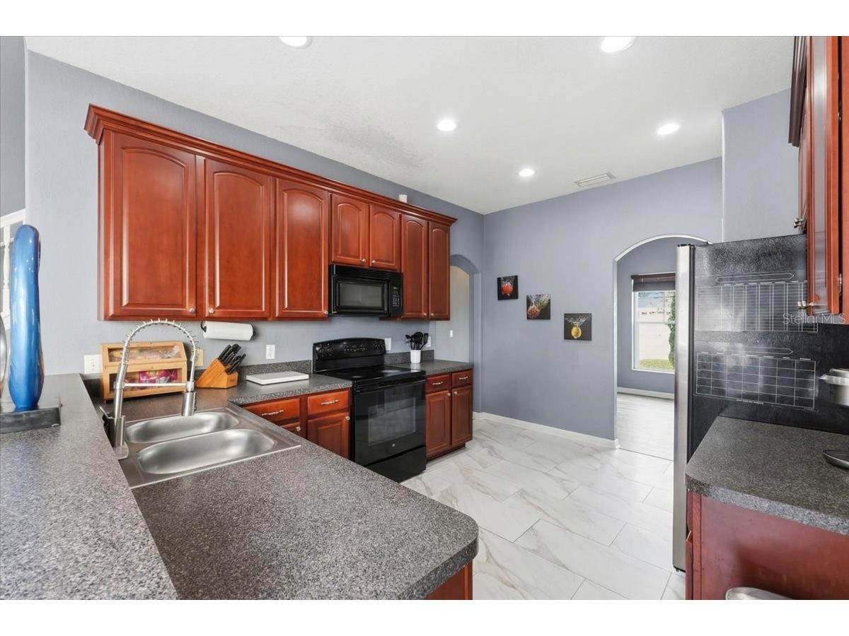 8253 Peak Avenue Lakeland FL 33810 O6395959 image3