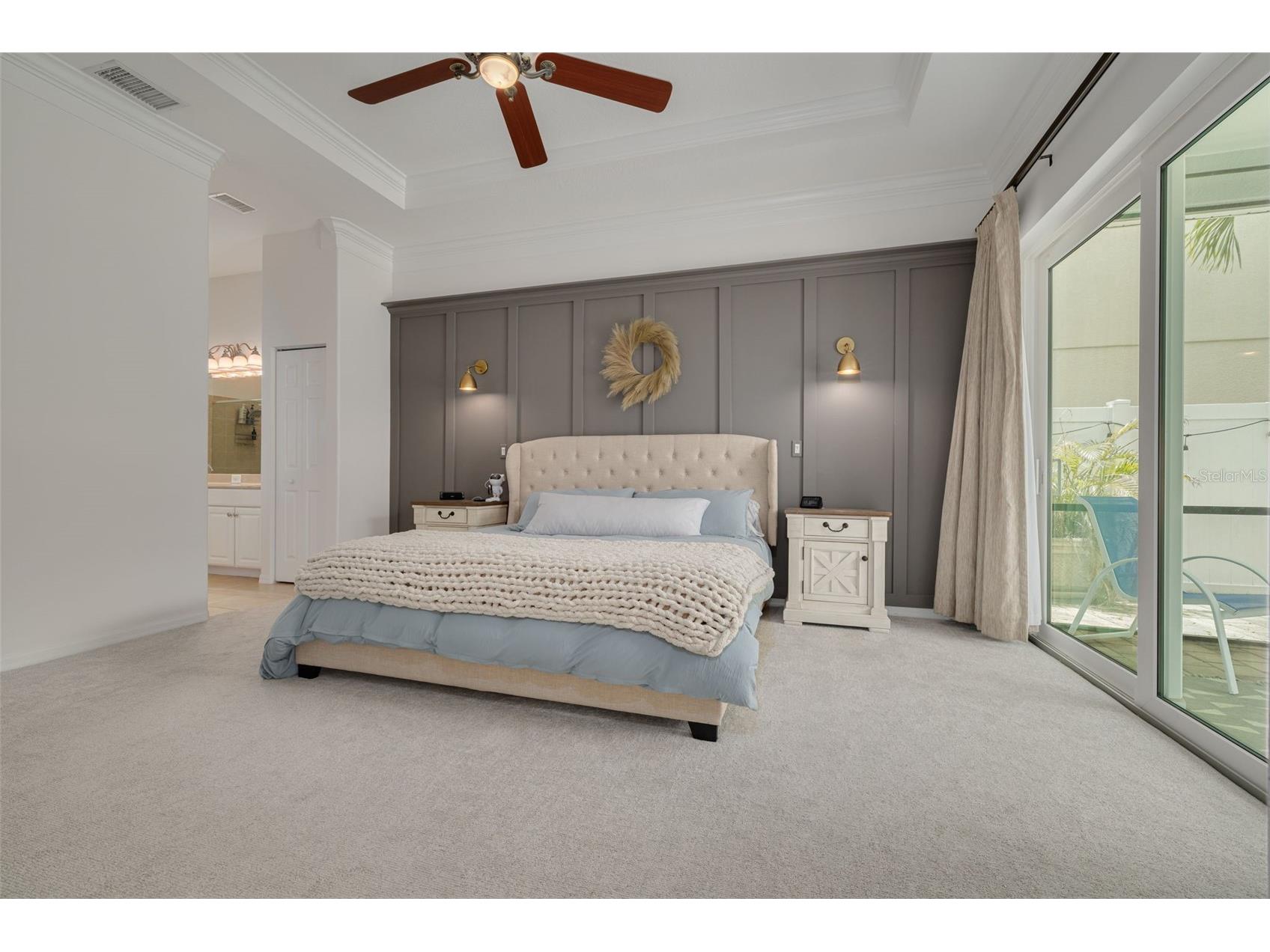 8253 Wild Oaks Circle Largo FL 33773 TB8505872 image12