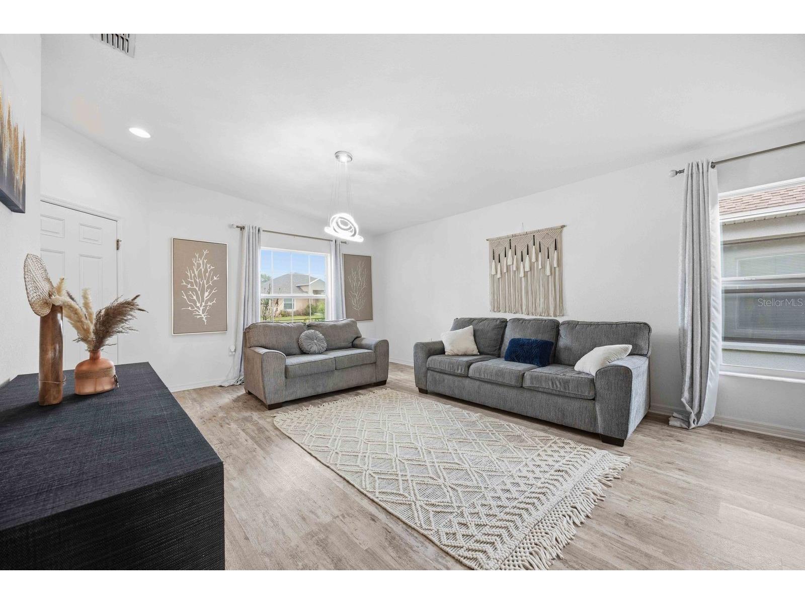 8256 Campbell Crossing Circle Lakeland FL 33810 OM726489 image20