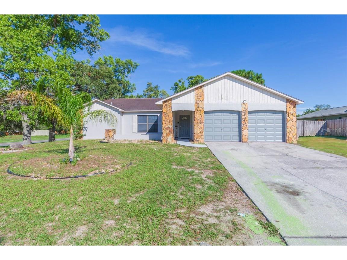 8256 Forest Oaks Boulevard Spring Hill FL 34606 T3536949 image1