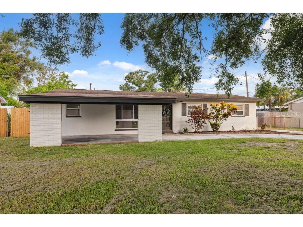 8256 Lark Street Seminole FL 33777 TB8402782 image1