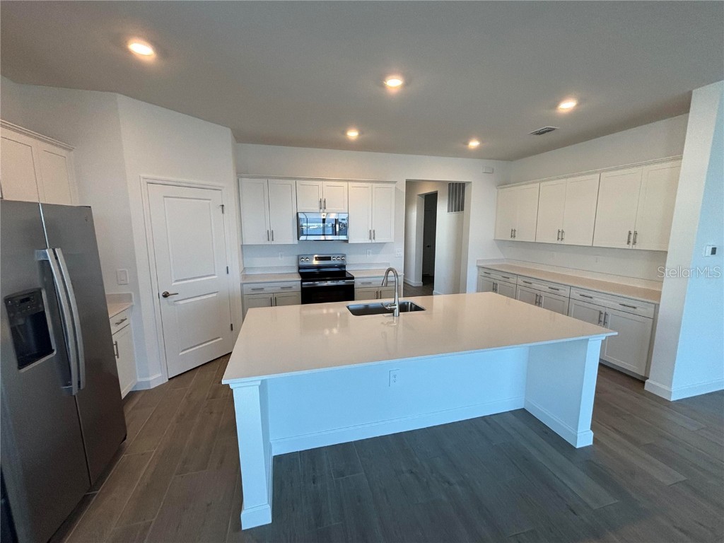 8256 Shore Lake Drive Englewood FL 34224 O6362639 image4