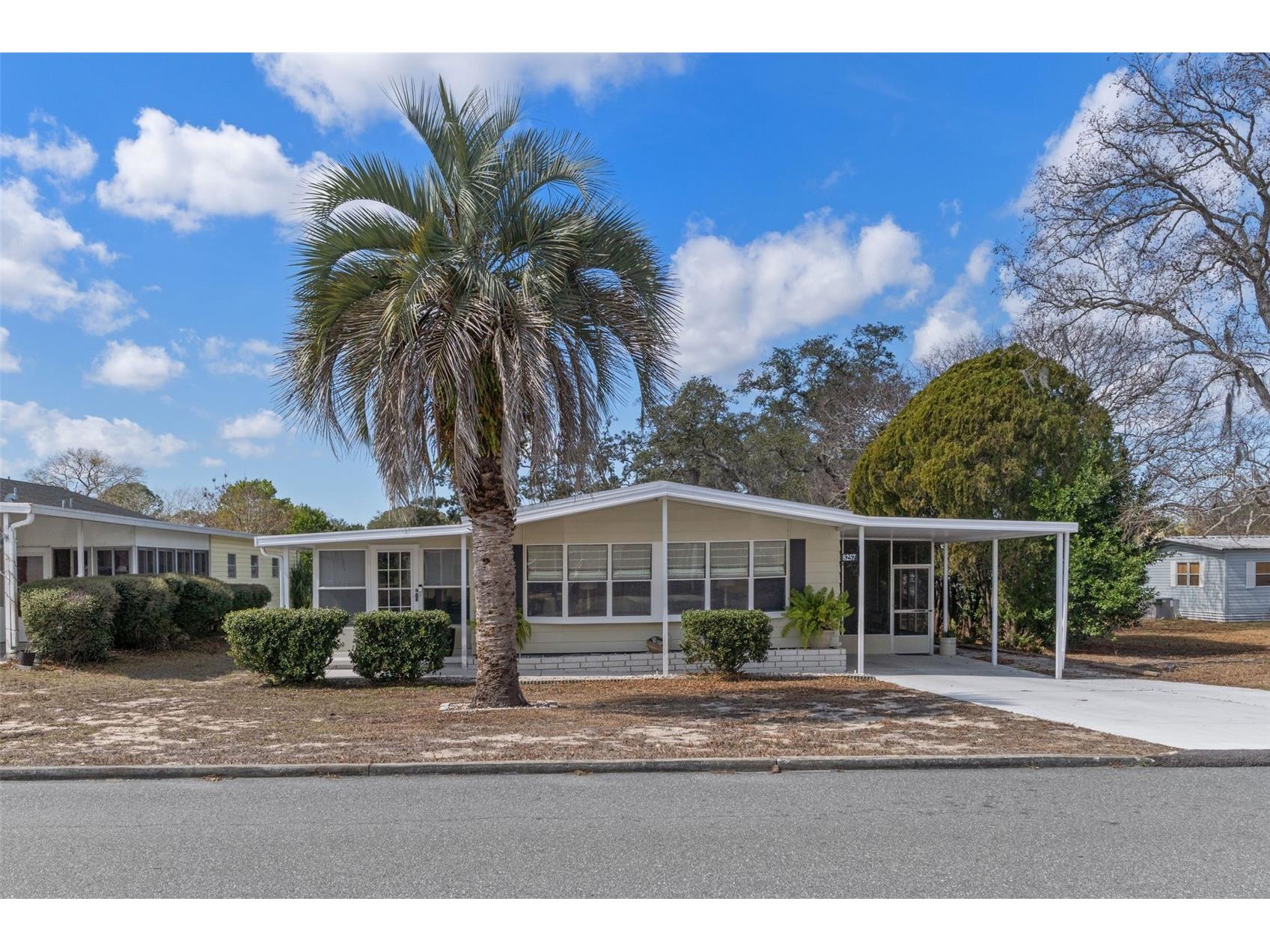 8257 Fiesta Street Brooksville FL 34613 TB8477692 image1