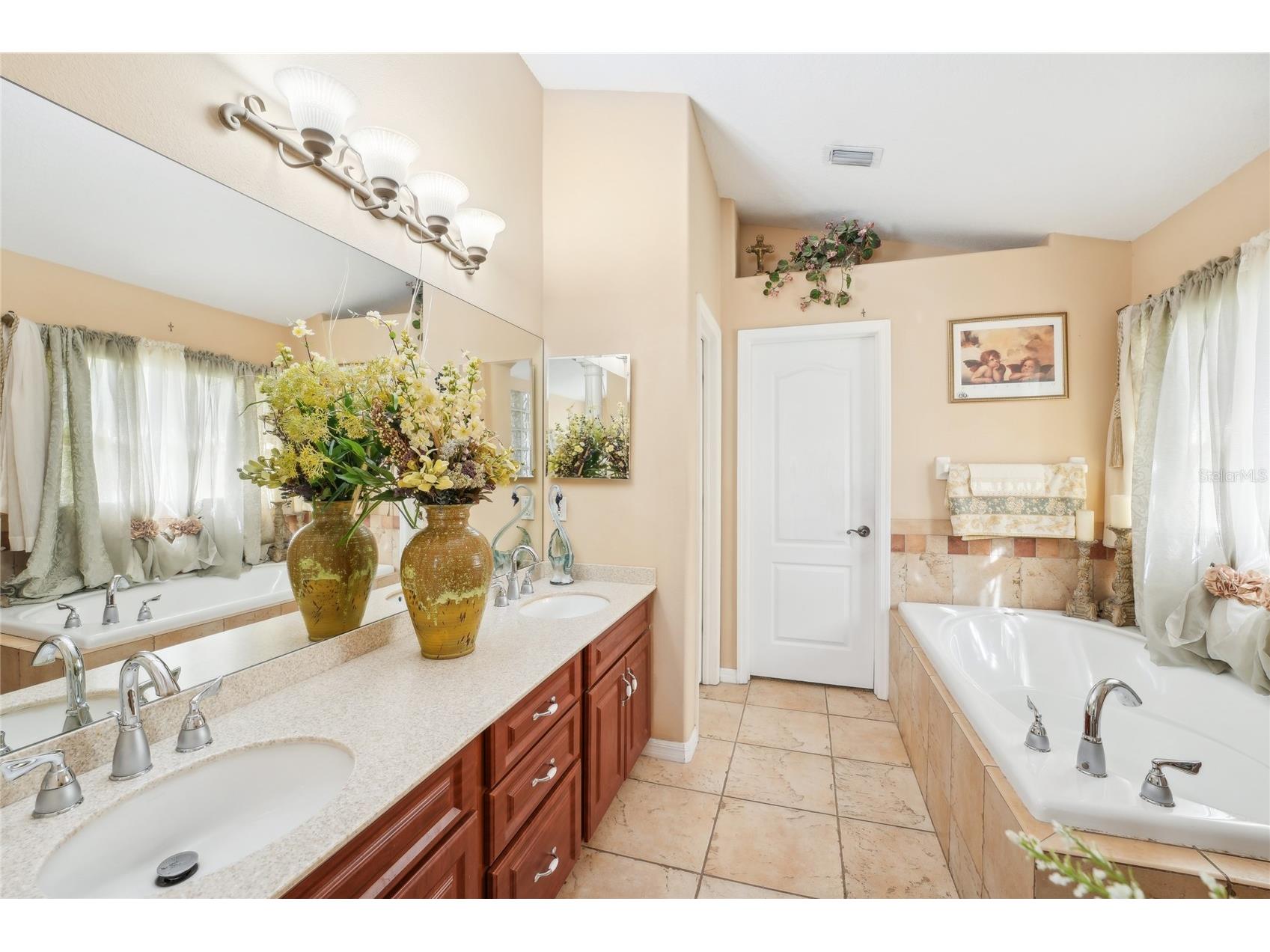 8257 Swann Hollow Drive Tampa FL 33647 TB8459221 image17