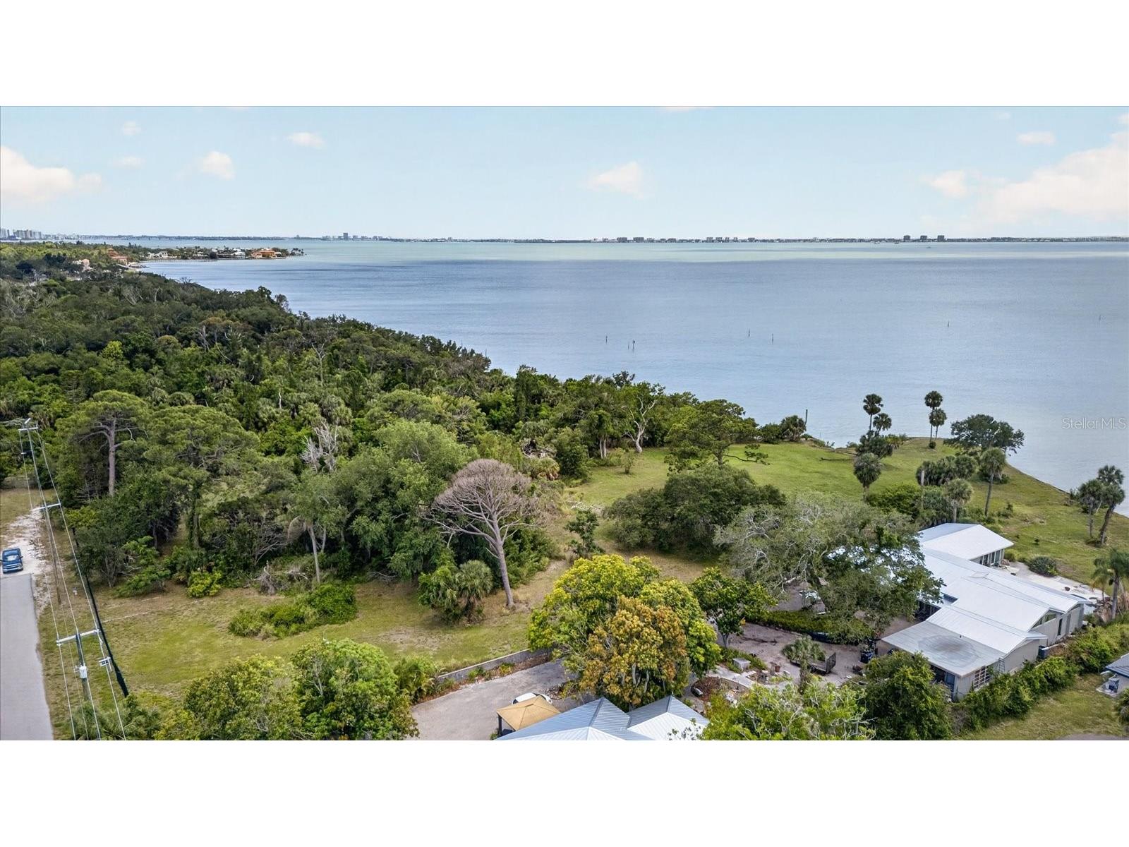 8258 Longbay Blvd Sarasota FL 34243 TB8511357 image15