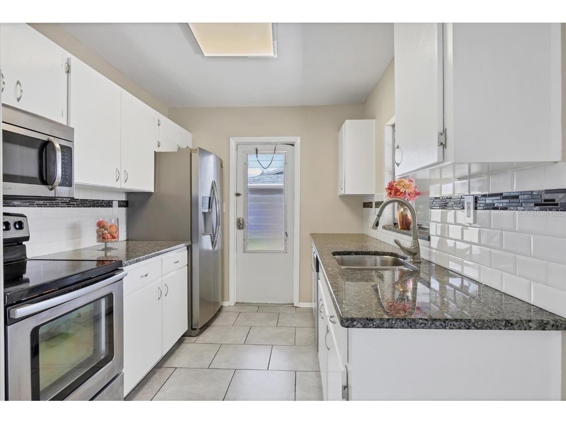 8258 San Jacinto Avenue North Port FL 34287 A4656868 image14