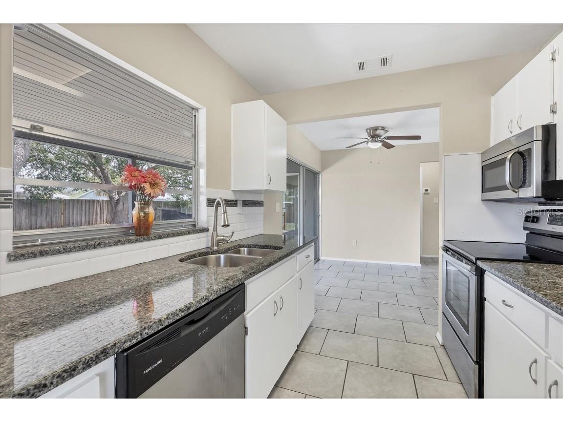 8258 San Jacinto Avenue North Port FL 34287 A4656868 image17