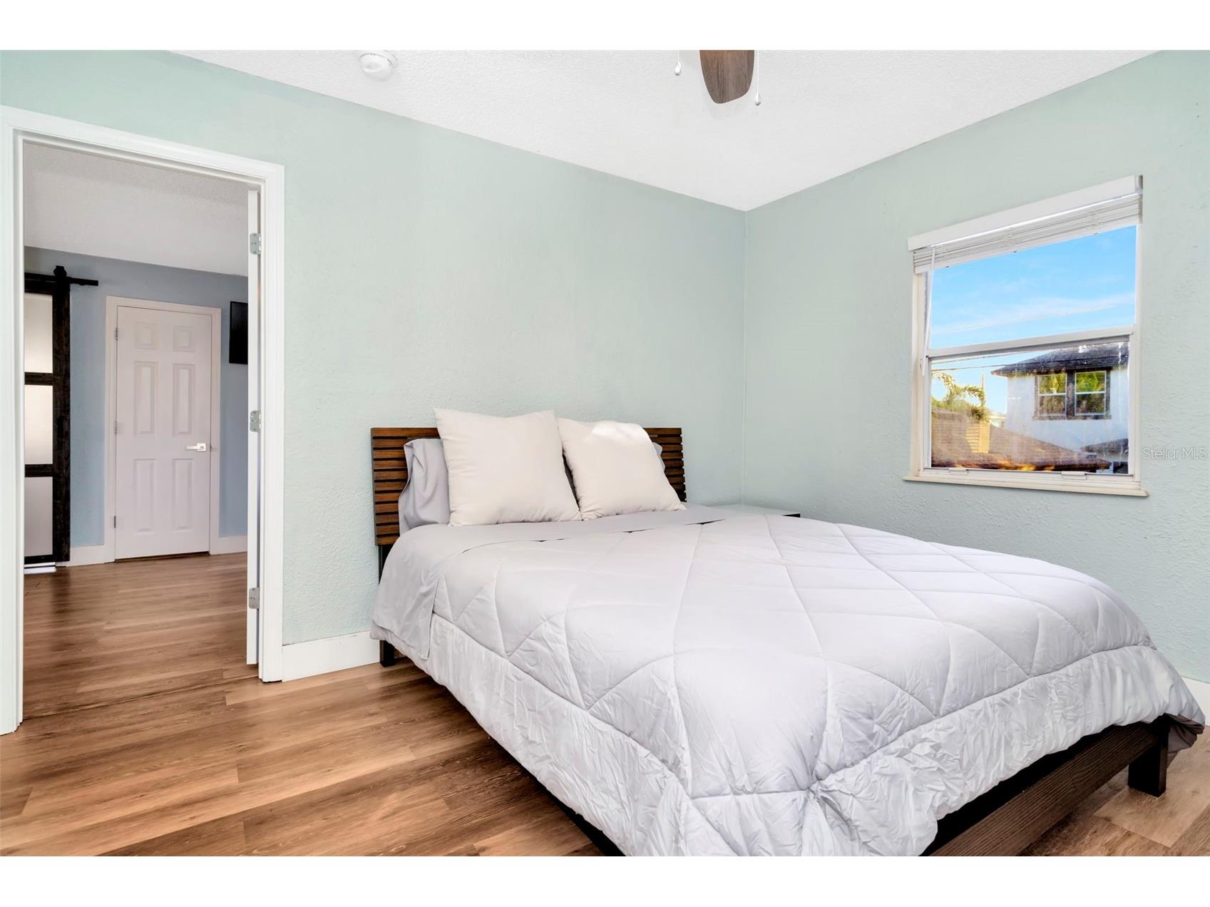 826 11th Avenue S #APT 1 Saint Petersburg FL 33701 TB8510381 image17