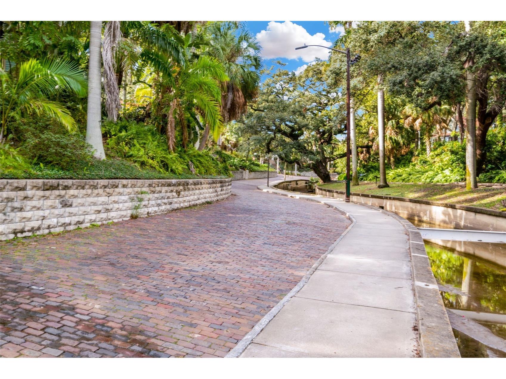 826 11th Avenue S #APT 1 Saint Petersburg FL 33701 TB8510381 image27
