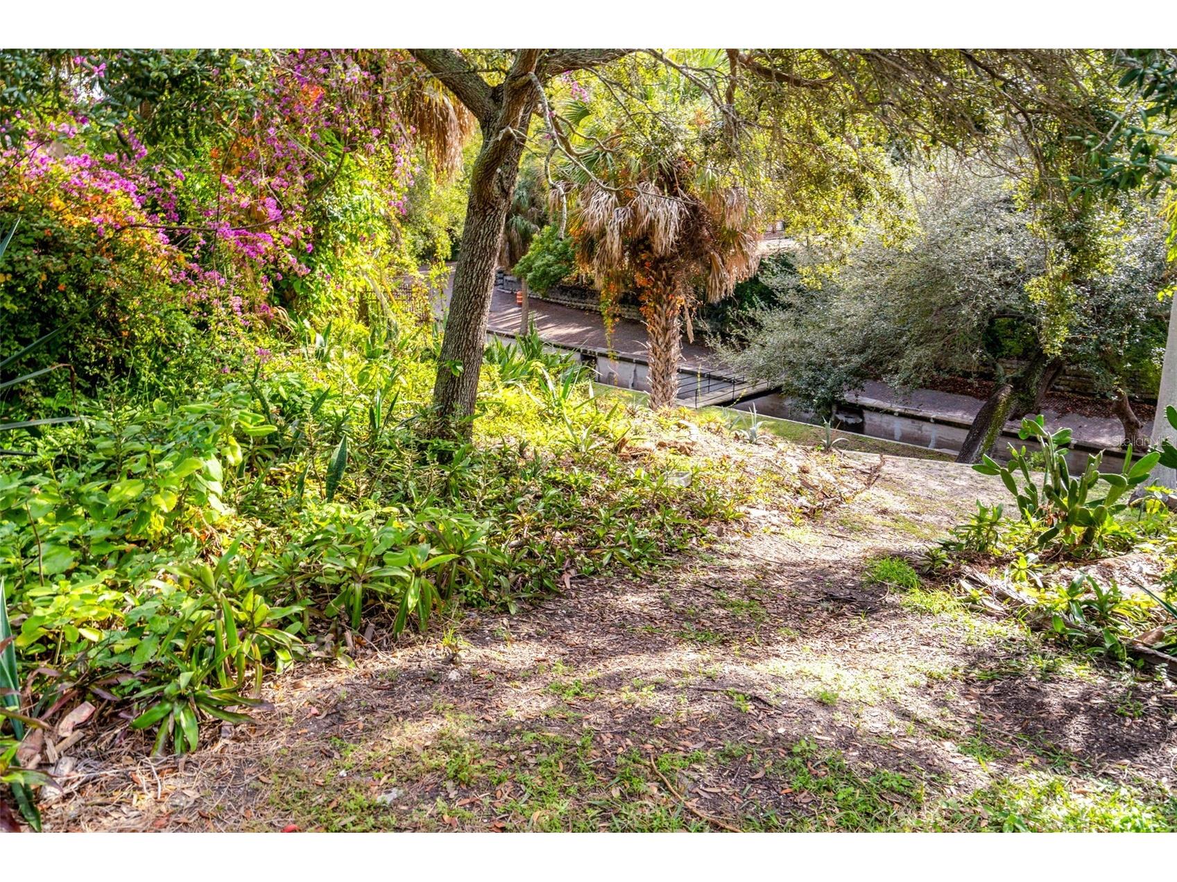 826 11th Avenue S #APT 1 Saint Petersburg FL 33701 TB8510381 image29