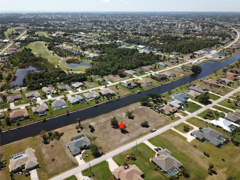 826 Boundary Boulevard Rotonda West FL 33947 - ROTONDA RIVER C7508592 image4
