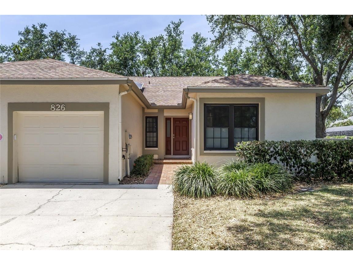 826 Glades Court NE Saint Petersburg FL 33702 TB8379653 image1