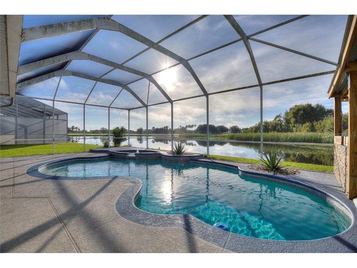 826 Golf Course Pkwy Davenport FL 33837 - ONE OF MANY PONDS ON WHITE HERON GOLF CLUB S5072990 image1