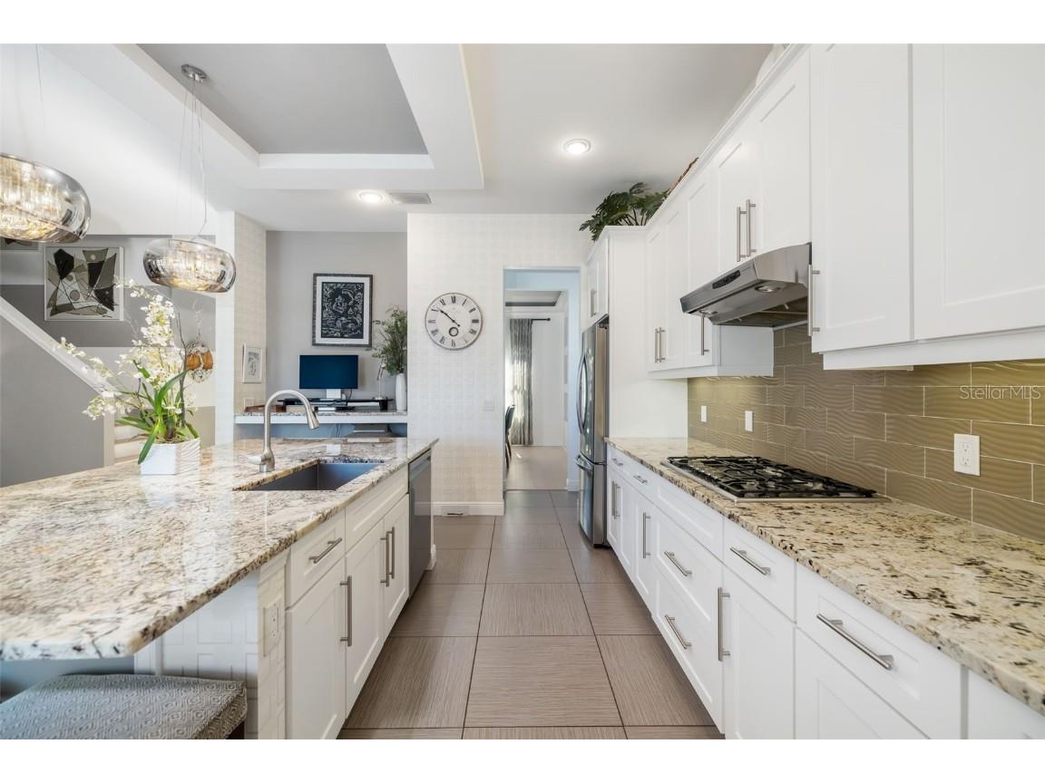 826 Honeyflower Loop Bradenton FL 34212 A4655212 image12