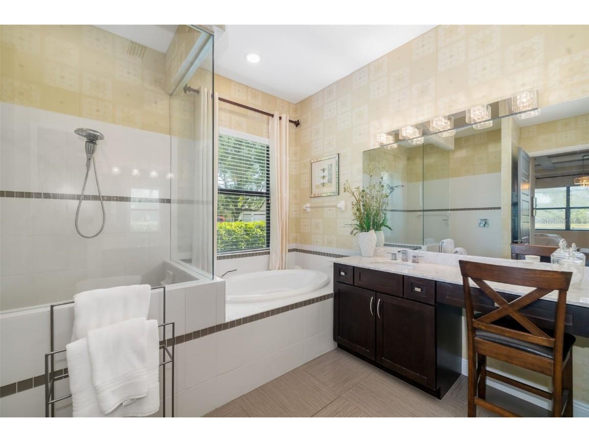 826 Honeyflower Loop Bradenton FL 34212 A4655212 image21