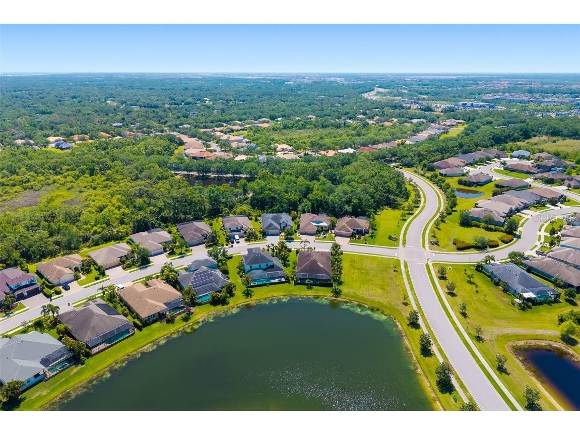 826 Honeyflower Loop Bradenton FL 34212 A4655212 image46