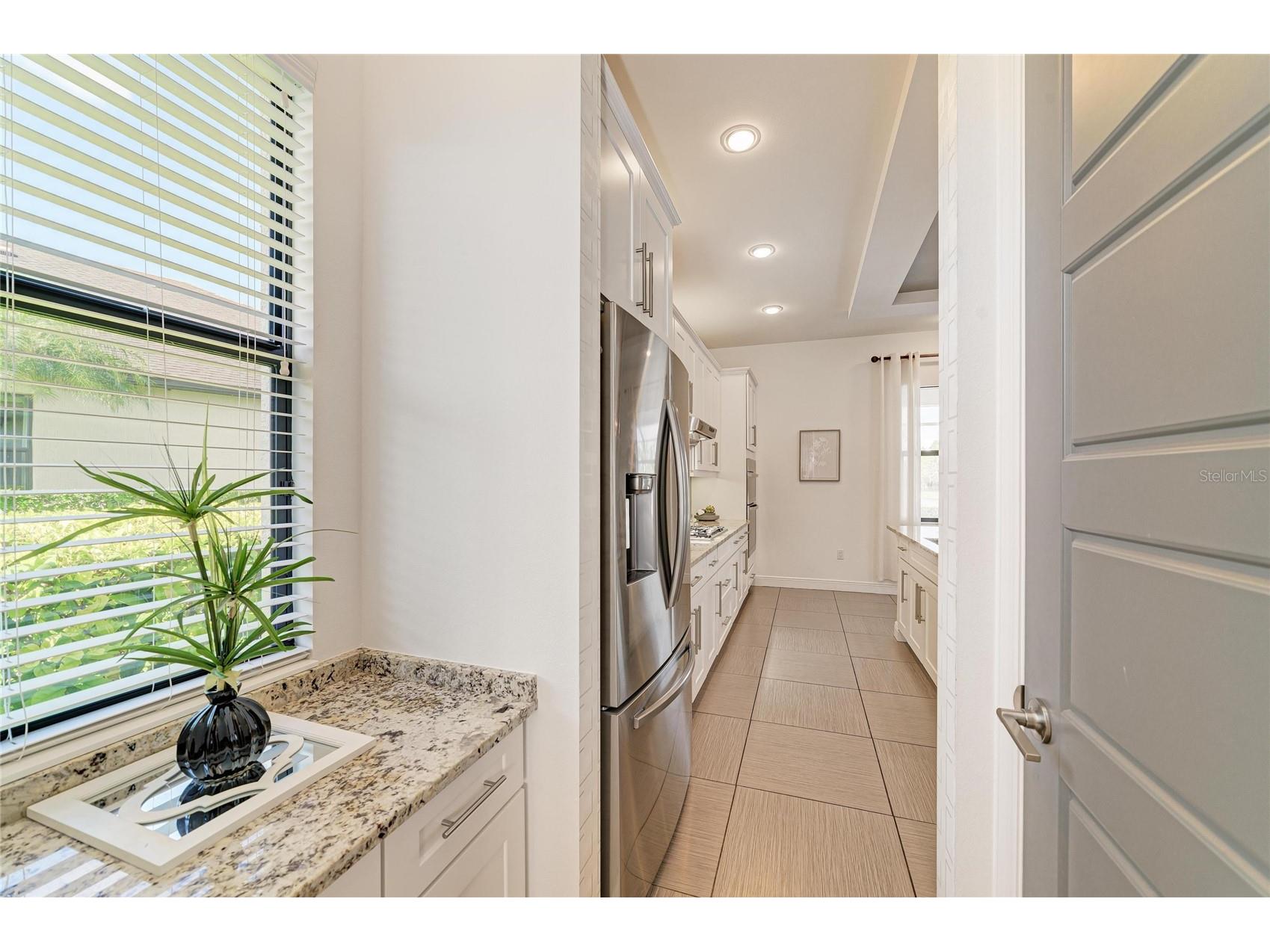 826 Honeyflower Loop Bradenton FL 34212 A4685391 image15