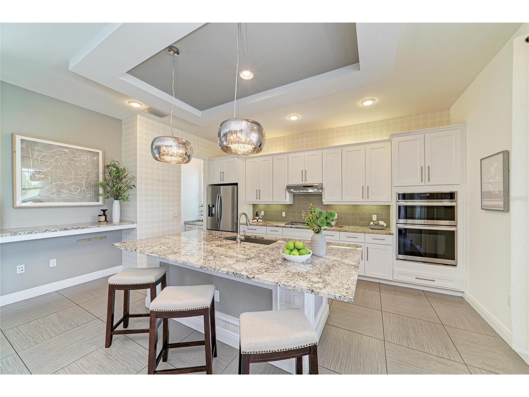 826 Honeyflower Loop Bradenton FL 34212 A4685391 image17