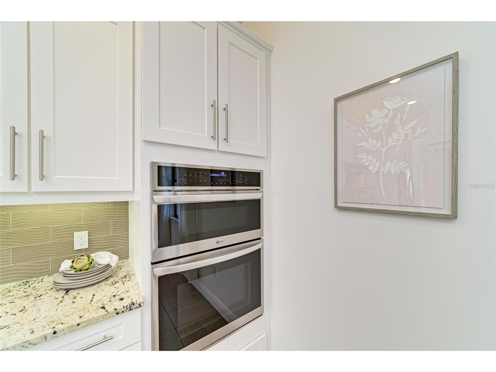 826 Honeyflower Loop Bradenton FL 34212 A4685391 image18