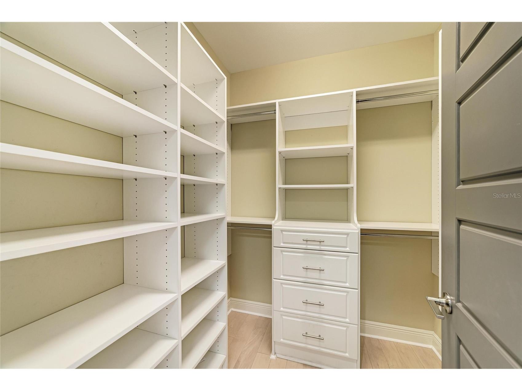 826 Honeyflower Loop Bradenton FL 34212 A4685391 image31