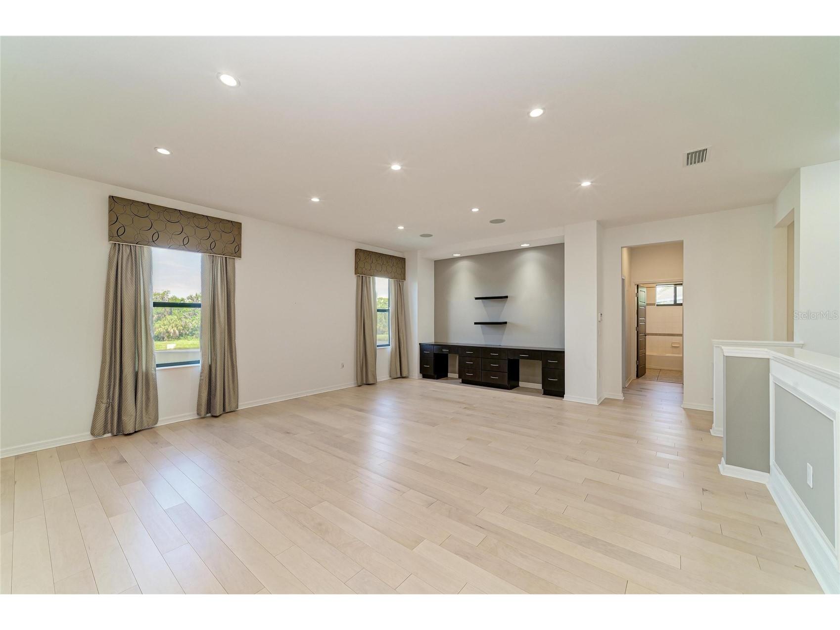 826 Honeyflower Loop Bradenton FL 34212 A4685391 image41