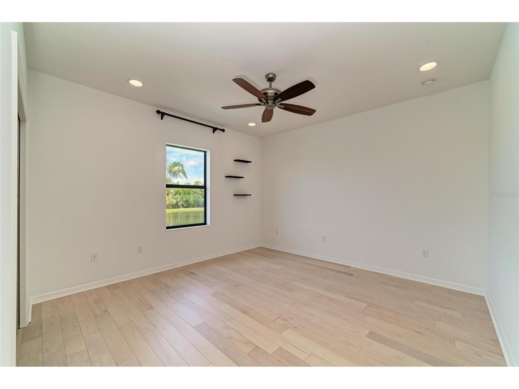 826 Honeyflower Loop Bradenton FL 34212 A4685391 image42