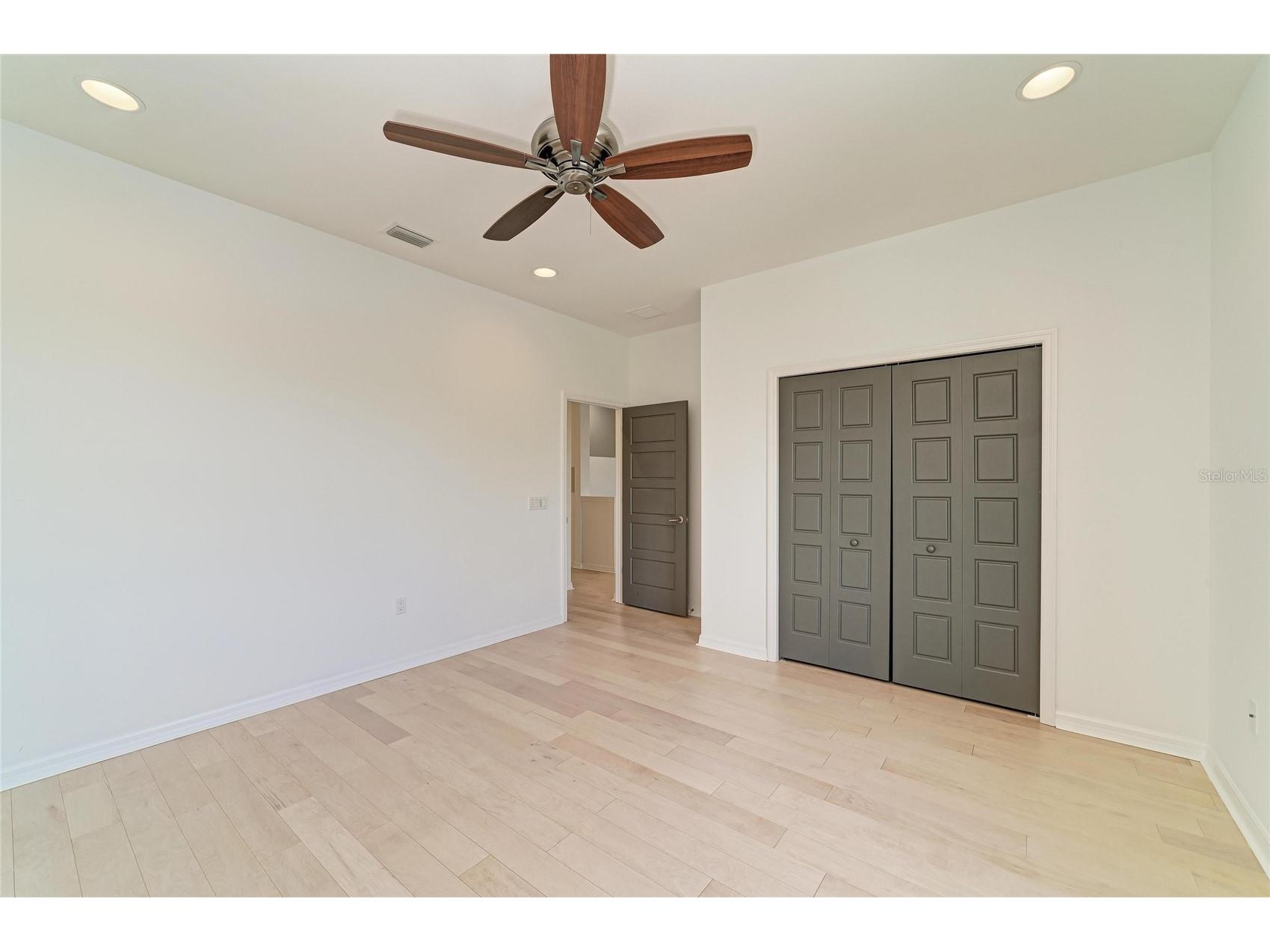 826 Honeyflower Loop Bradenton FL 34212 A4685391 image43