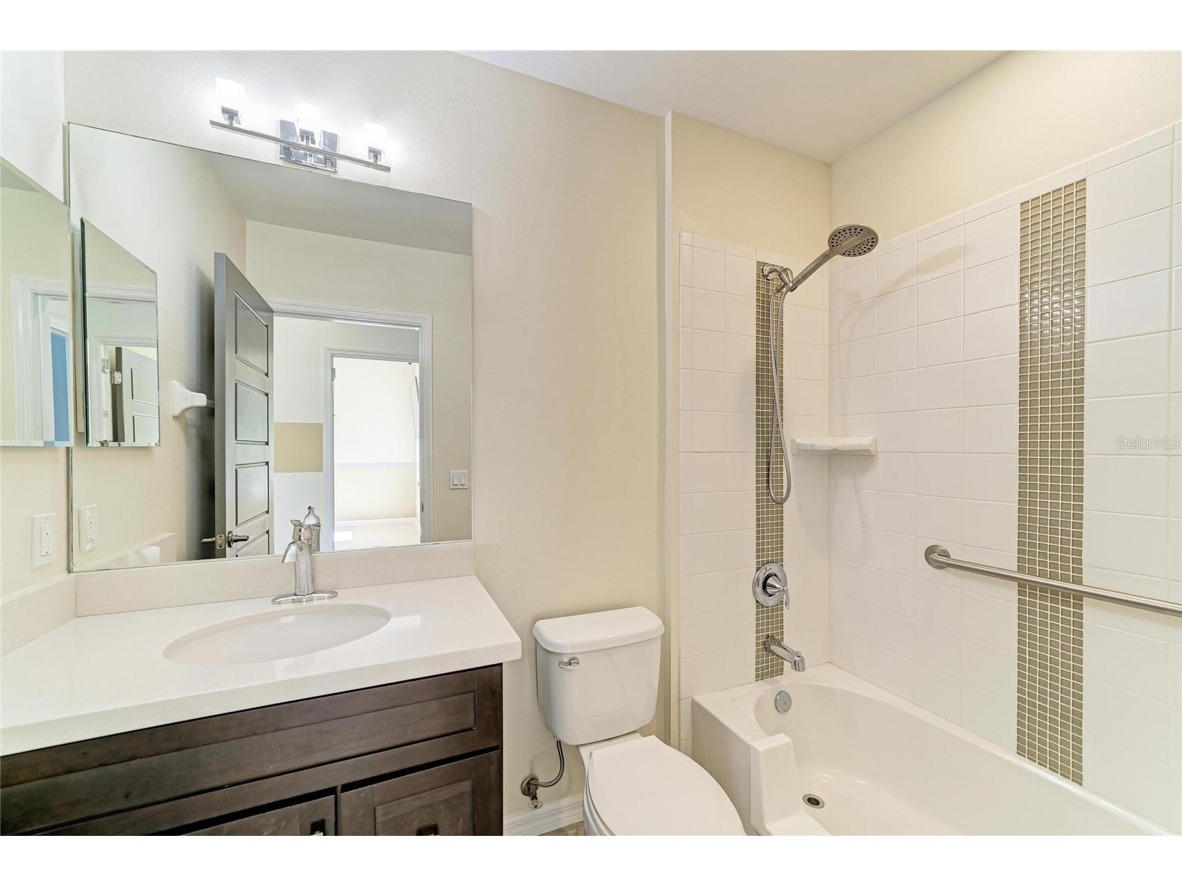 826 Honeyflower Loop Bradenton FL 34212 A4685391 image47