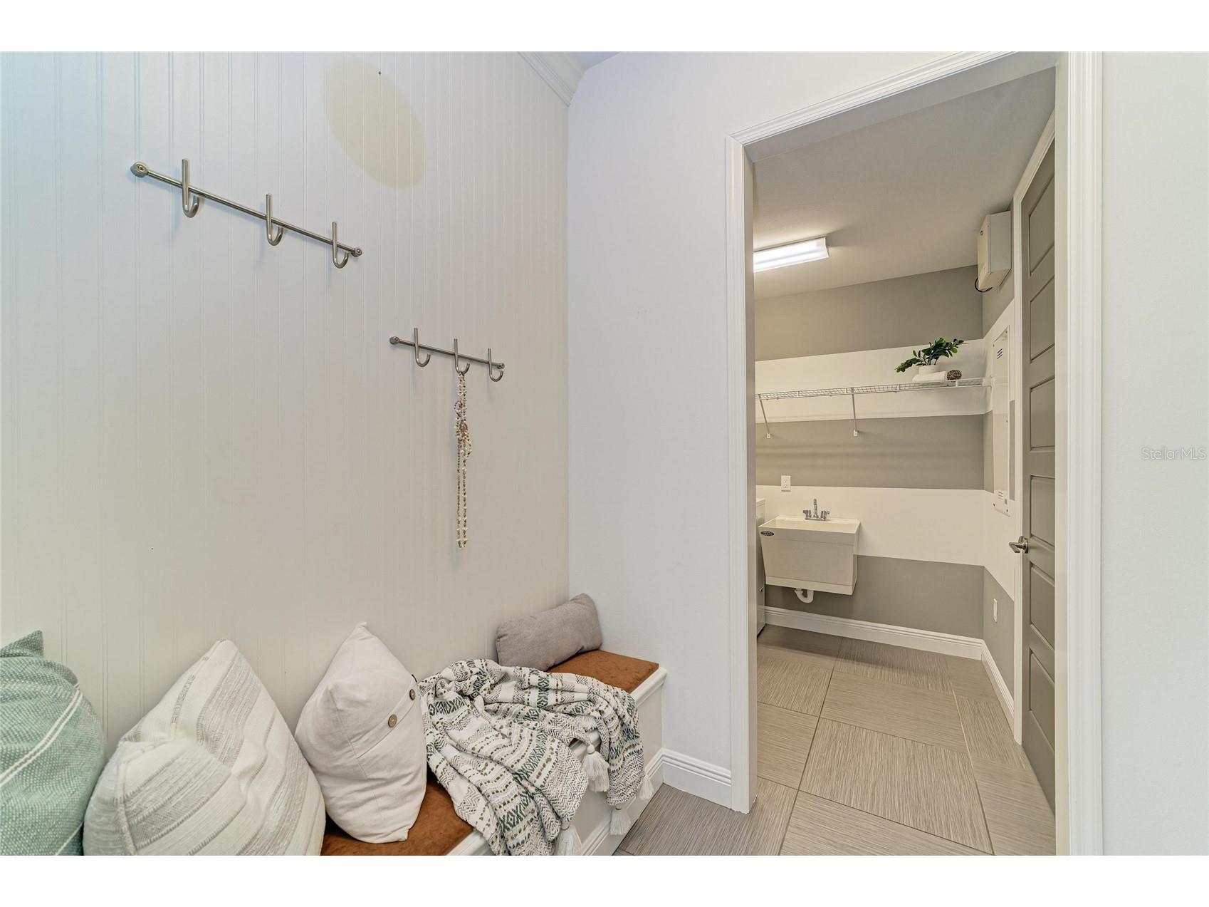 826 Honeyflower Loop Bradenton FL 34212 A4685391 image57