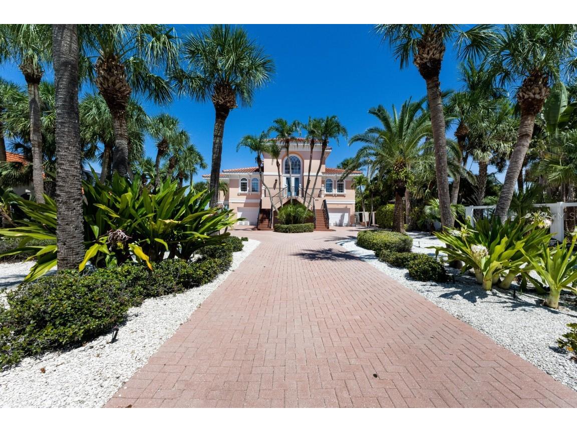 826 S South Bay Boulevard Anna Maria FL 34216 - TAMPA BAY A4665707 image1