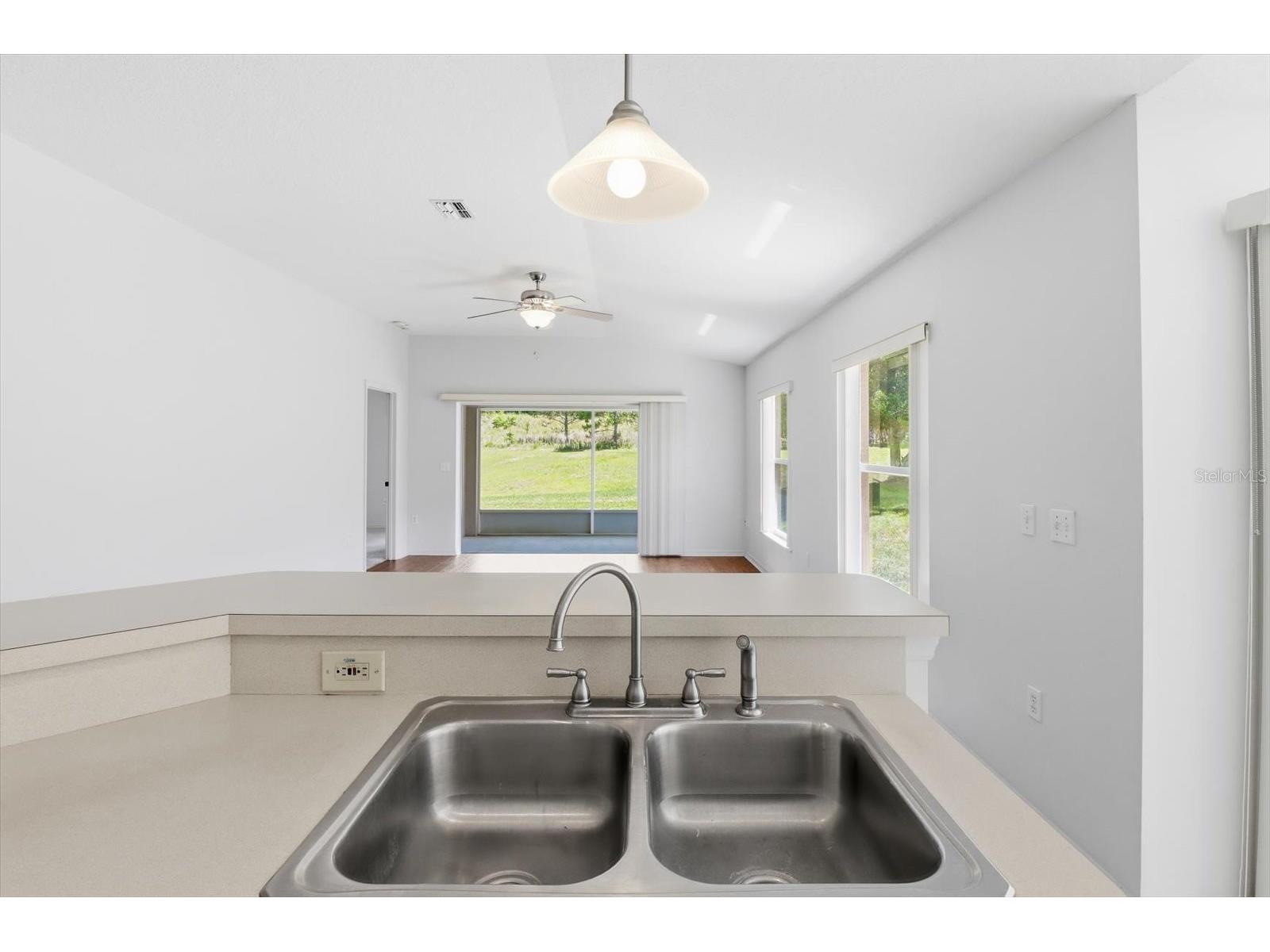 826 W Cockatiel Loop Hernando FL 34442 OM725250 image14