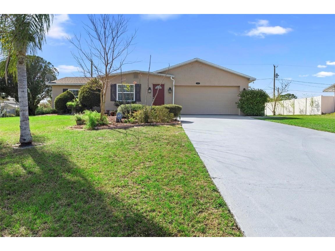 826 W Gaucho Circle Deltona FL 32725 V4941092 image1