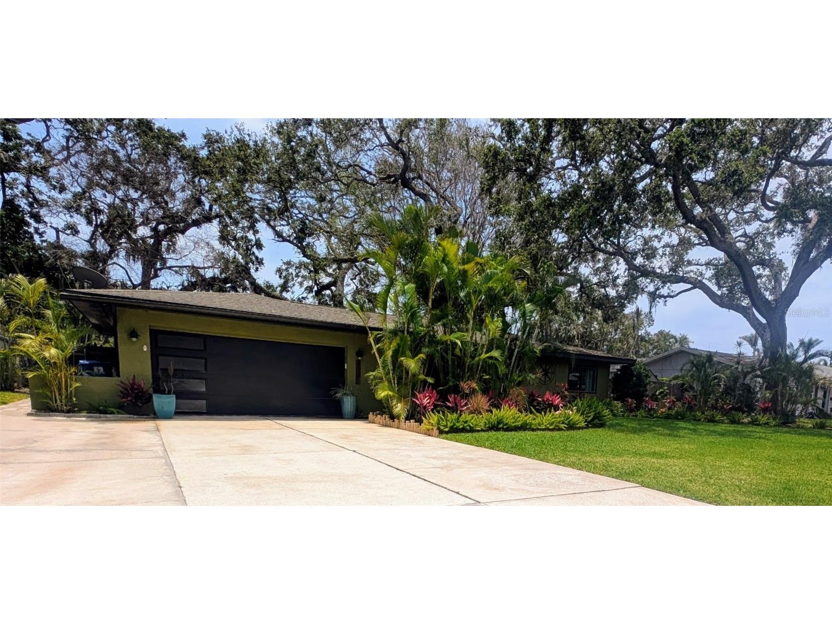 8260 32nd Avenue N Saint Petersburg FL 33710 TB8388896 image1