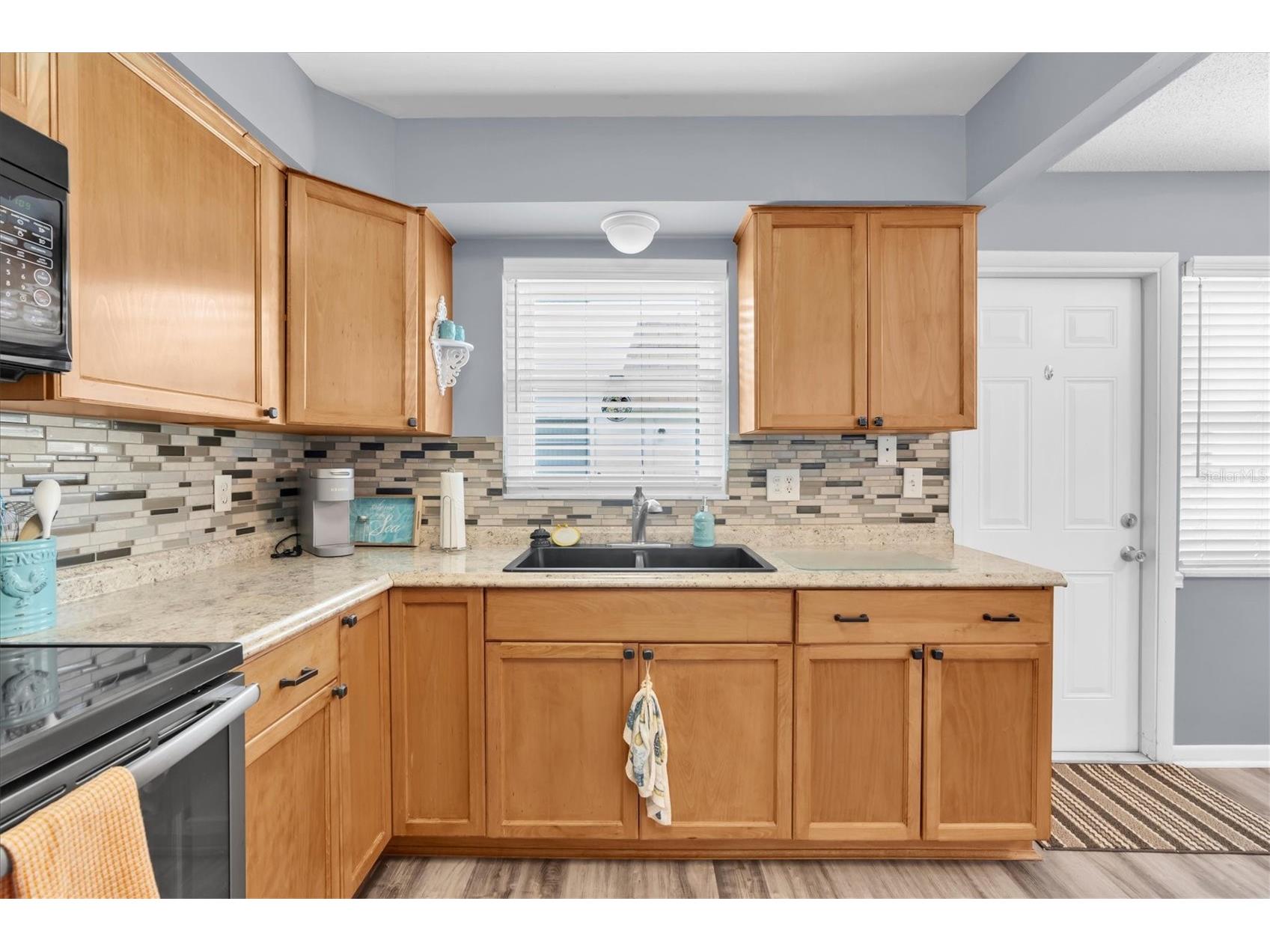 8260 Burgundy Drive N Pinellas Park FL 33781 TB8514403 image12