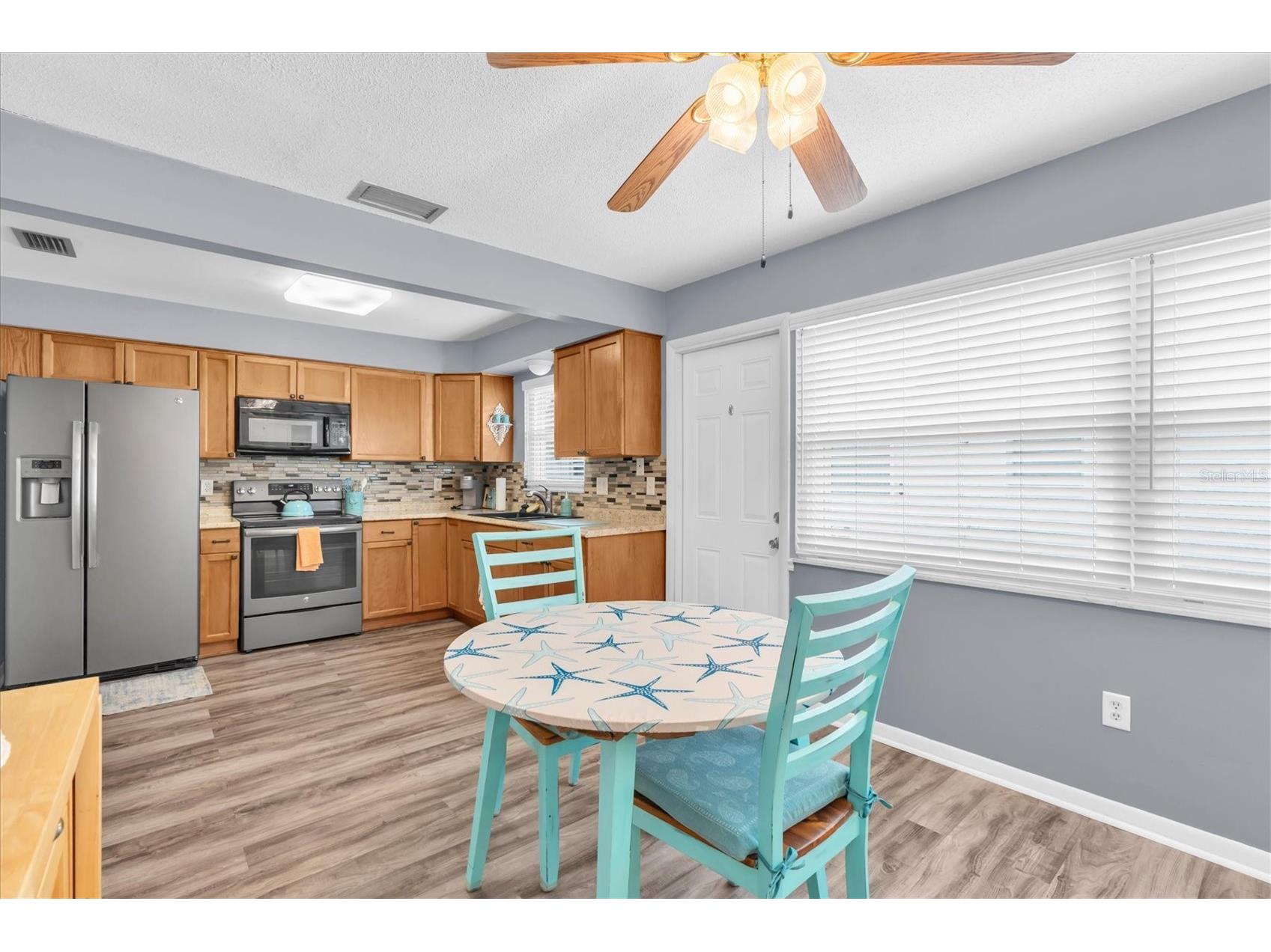 8260 Burgundy Drive N Pinellas Park FL 33781 TB8514403 image14
