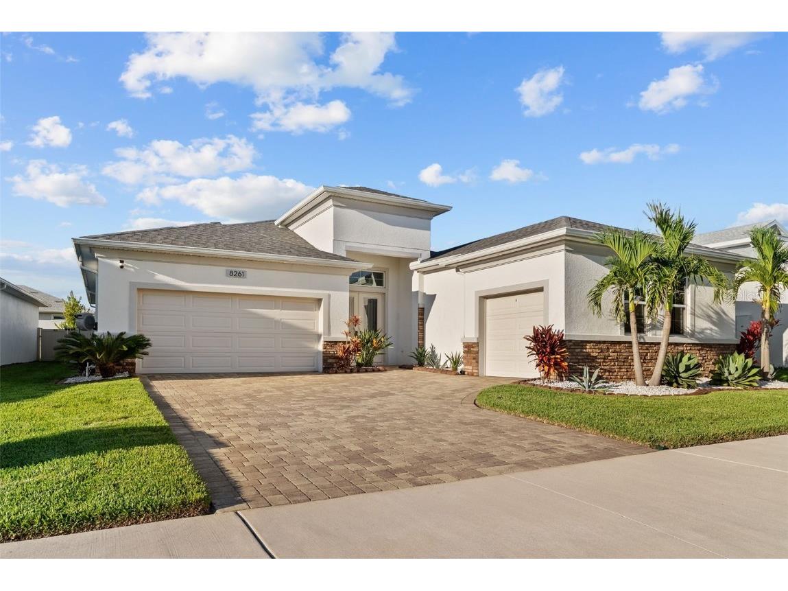 8261 Ivy Stark Boulevard Wesley Chapel FL 33545 - KING LAKE EPPERSON LAGOON TB8431412 image1