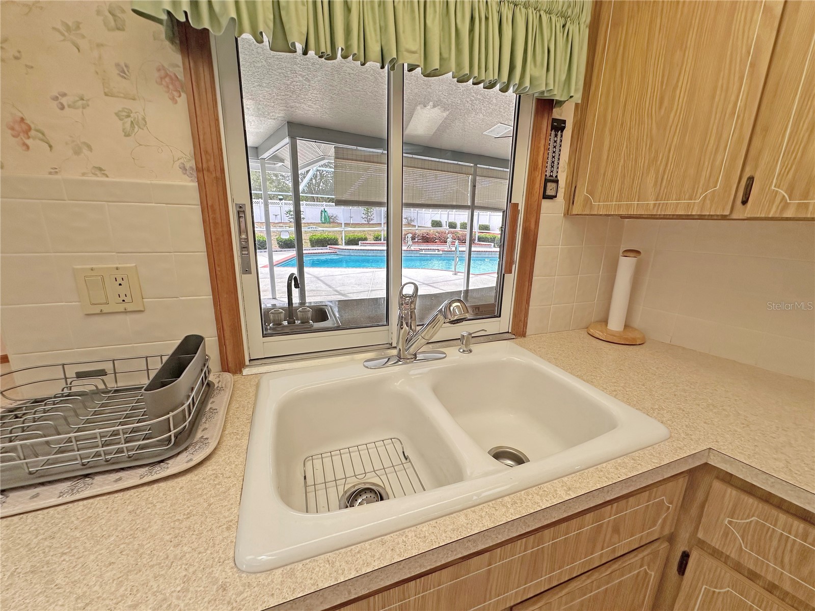 8262 Delaware Drive Weeki Wachee FL 34607 W7885965 image16