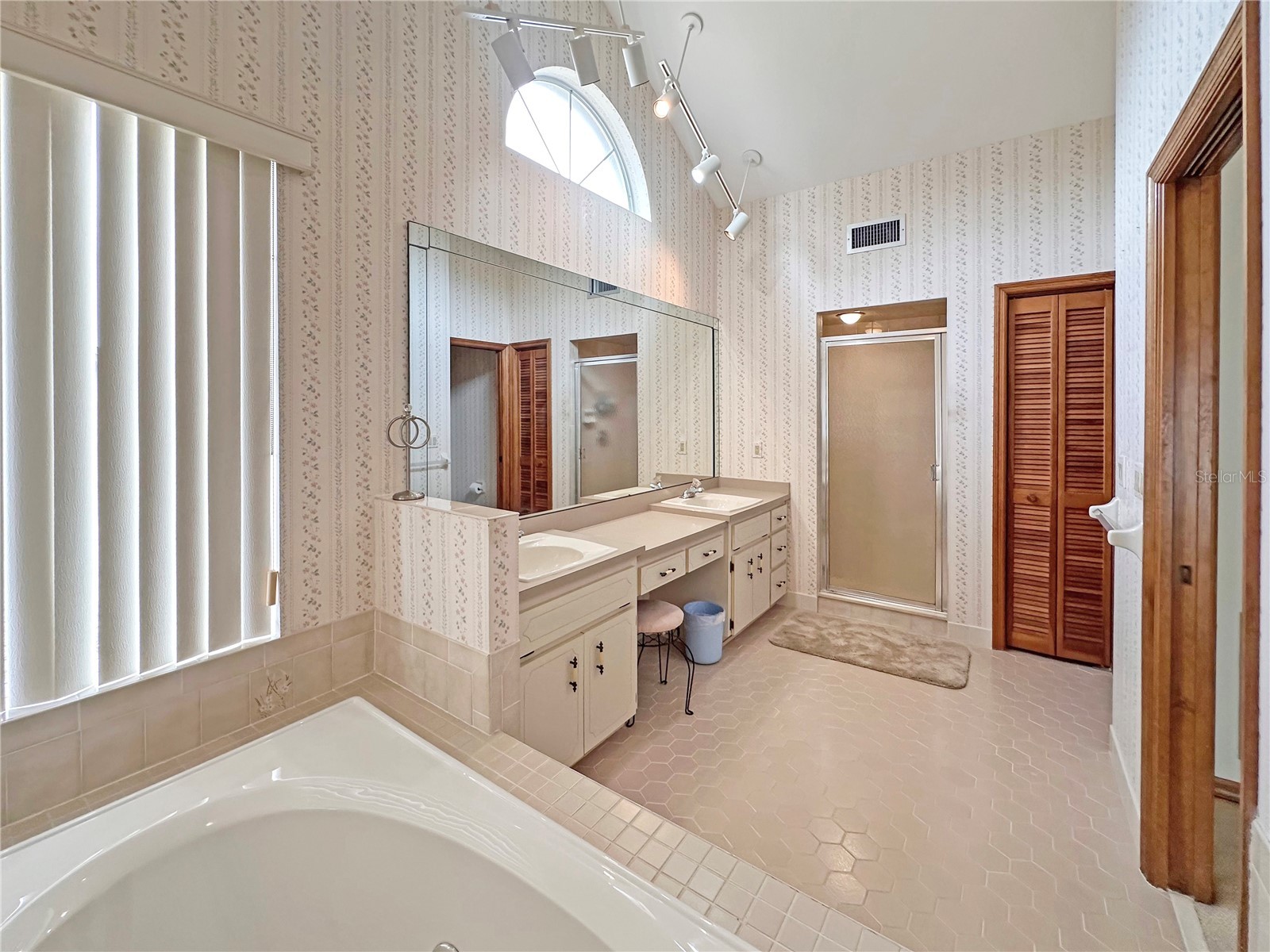 8262 Delaware Drive Weeki Wachee FL 34607 W7885965 image40