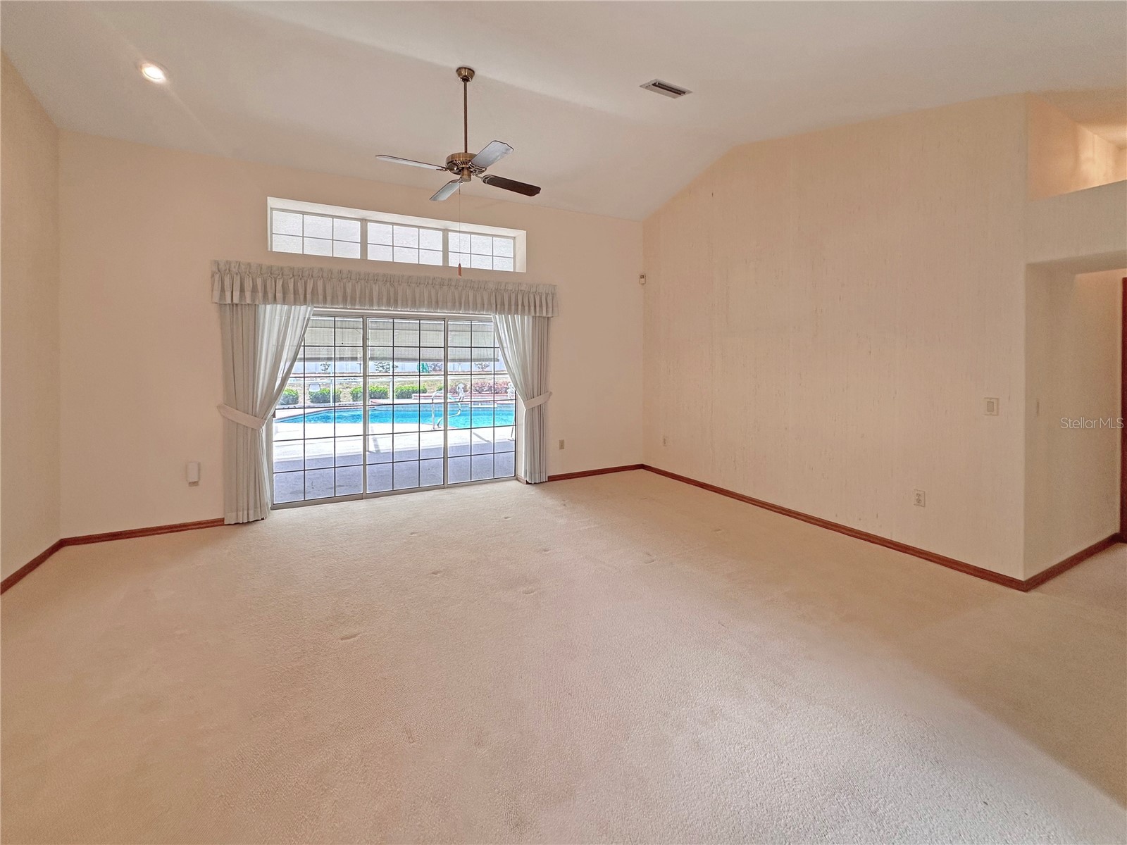 8262 Delaware Drive Weeki Wachee FL 34607 W7885965 image6