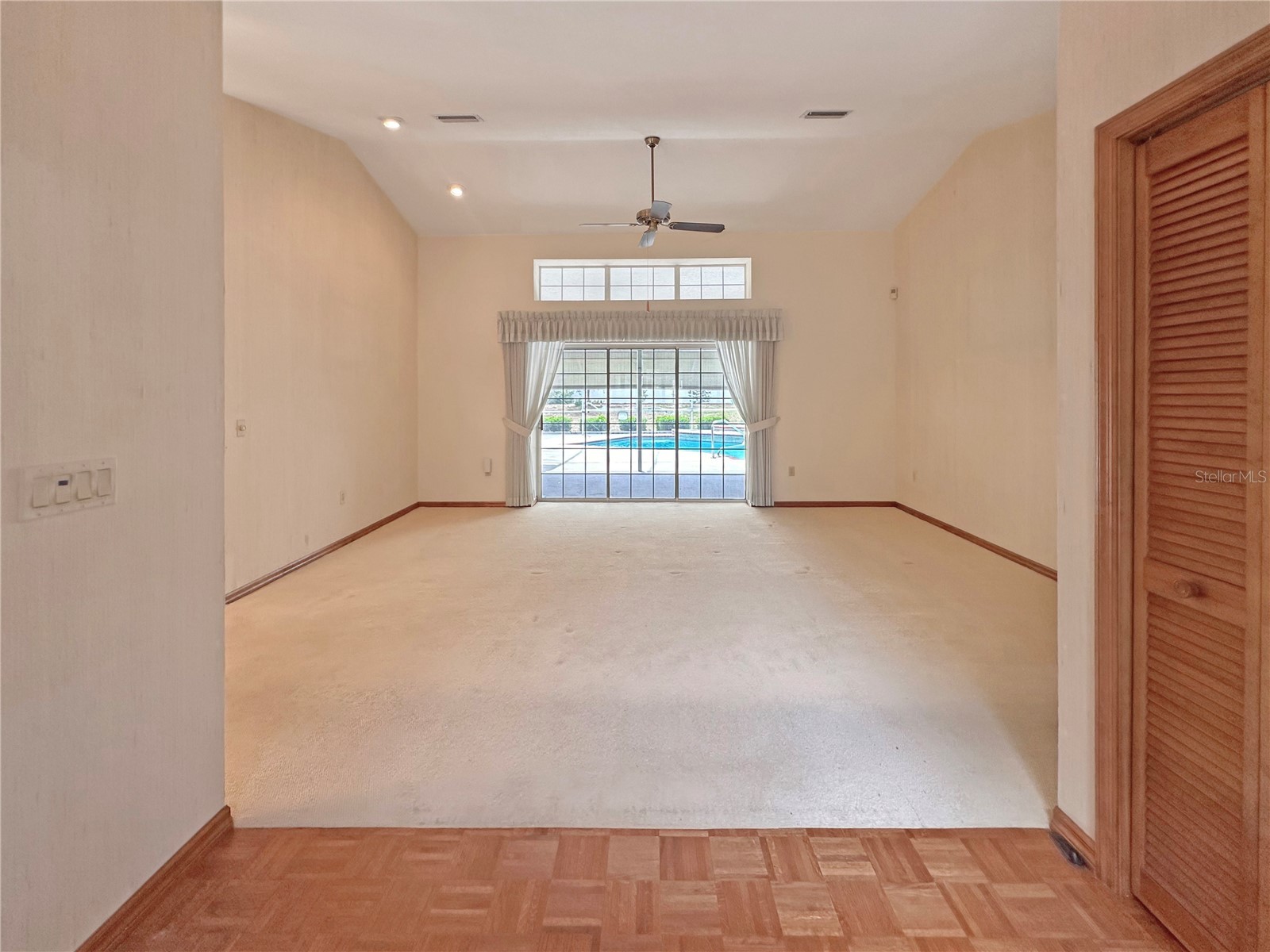 8262 Delaware Drive Weeki Wachee FL 34607 W7885965 image8
