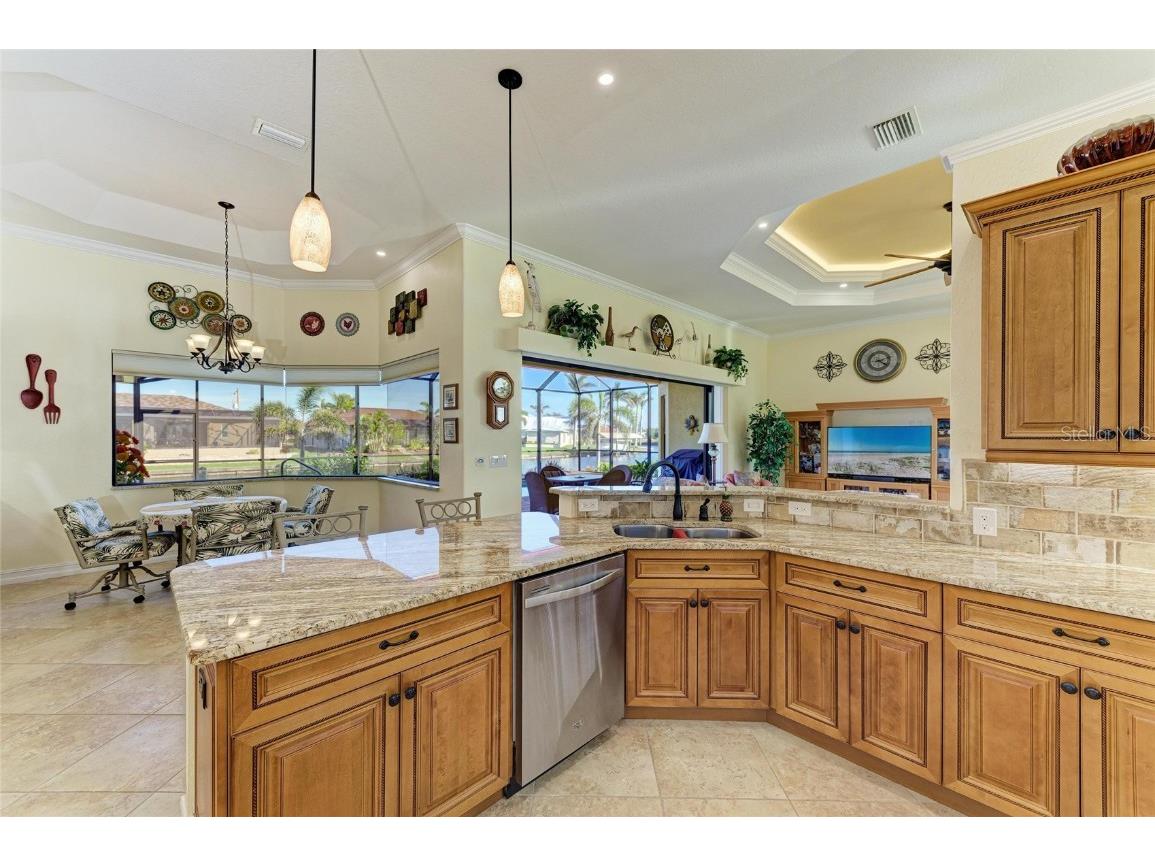 8264 Antwerp Circle Port Charlotte FL 33981 - ANTWERP WATERWAY D6140813 image22