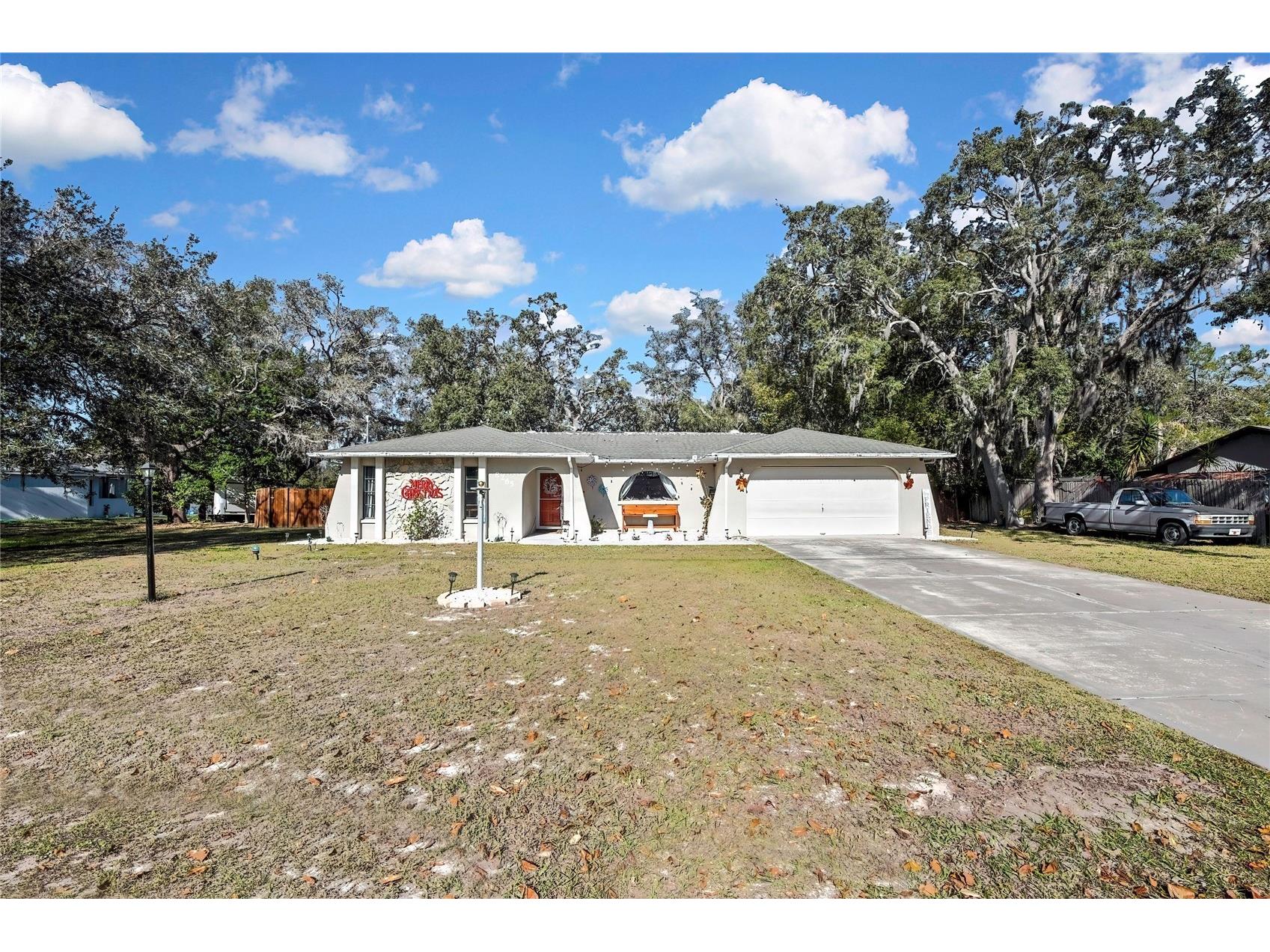 8265 Apple Orchard Road Spring Hill FL 34606 TB8456109 image1