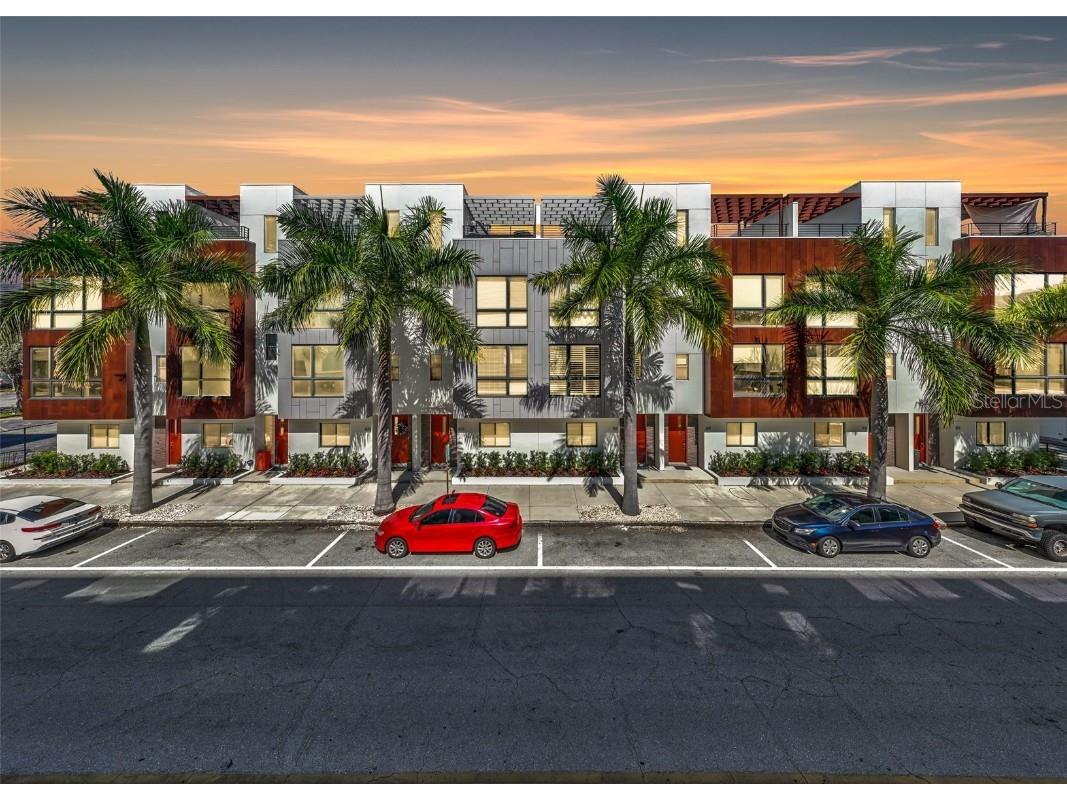 827 Arlington Avenue N Saint Petersburg FL 33701 U8231470 image1