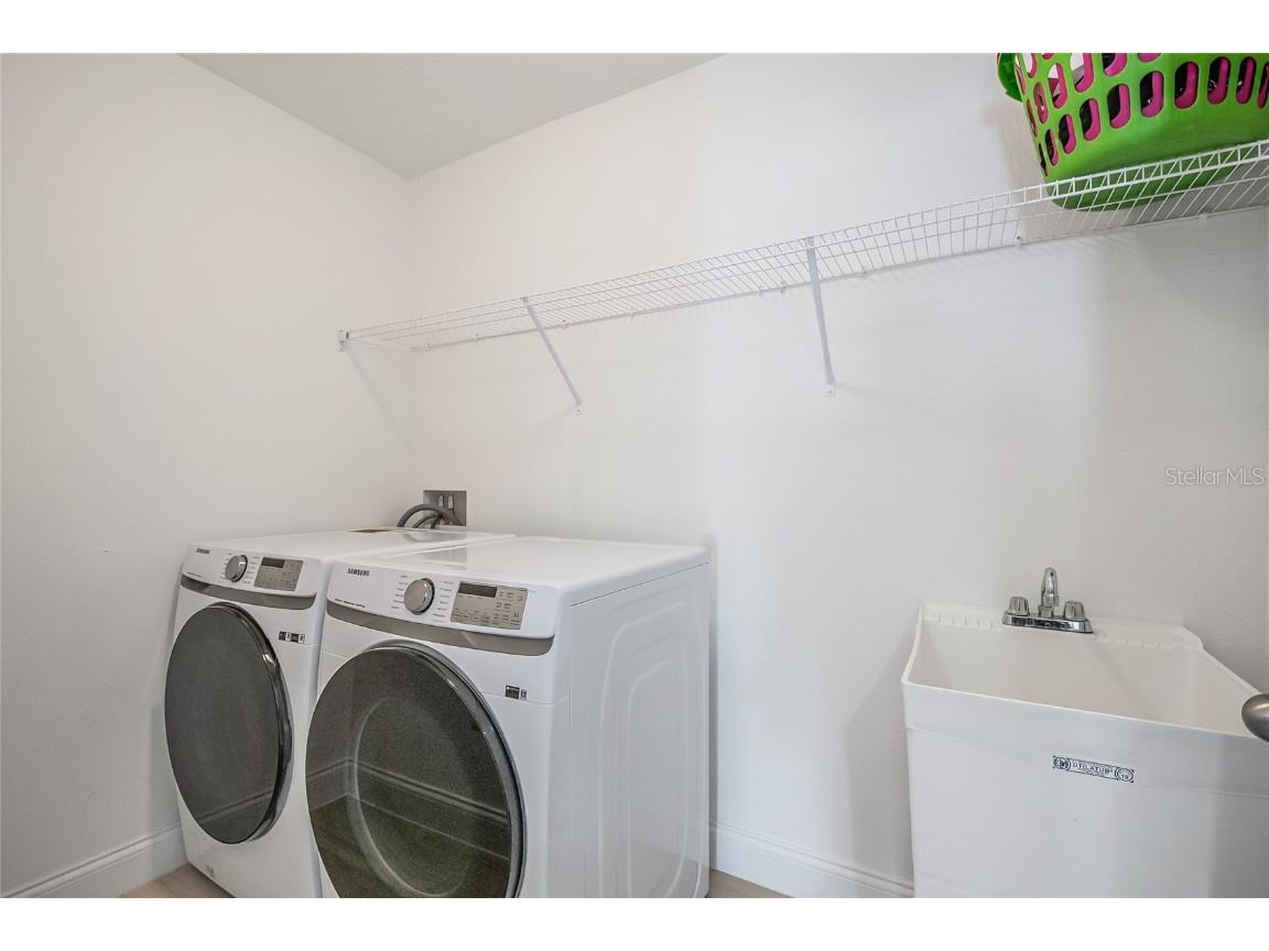 827 Dennis Avenue Orlando FL 32807 O6359897 image30