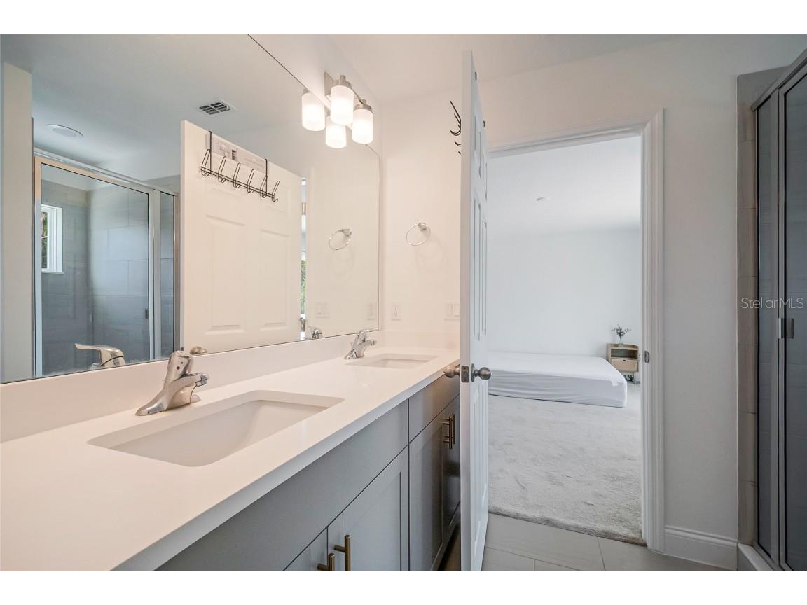 827 Dennis Avenue Orlando FL 32807 O6359897 image43