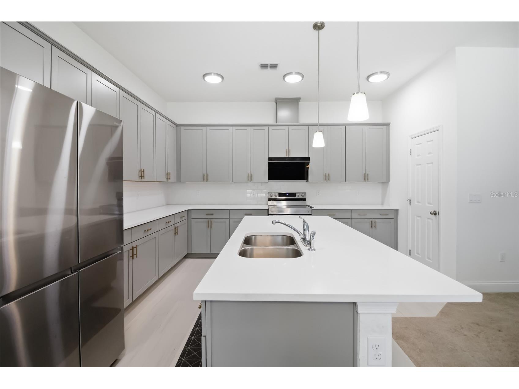 827 Dennis Avenue Orlando FL 32807 O6387102 image24