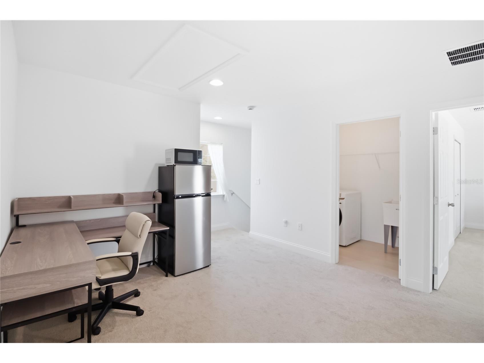 827 Dennis Avenue Orlando FL 32807 O6387102 image43