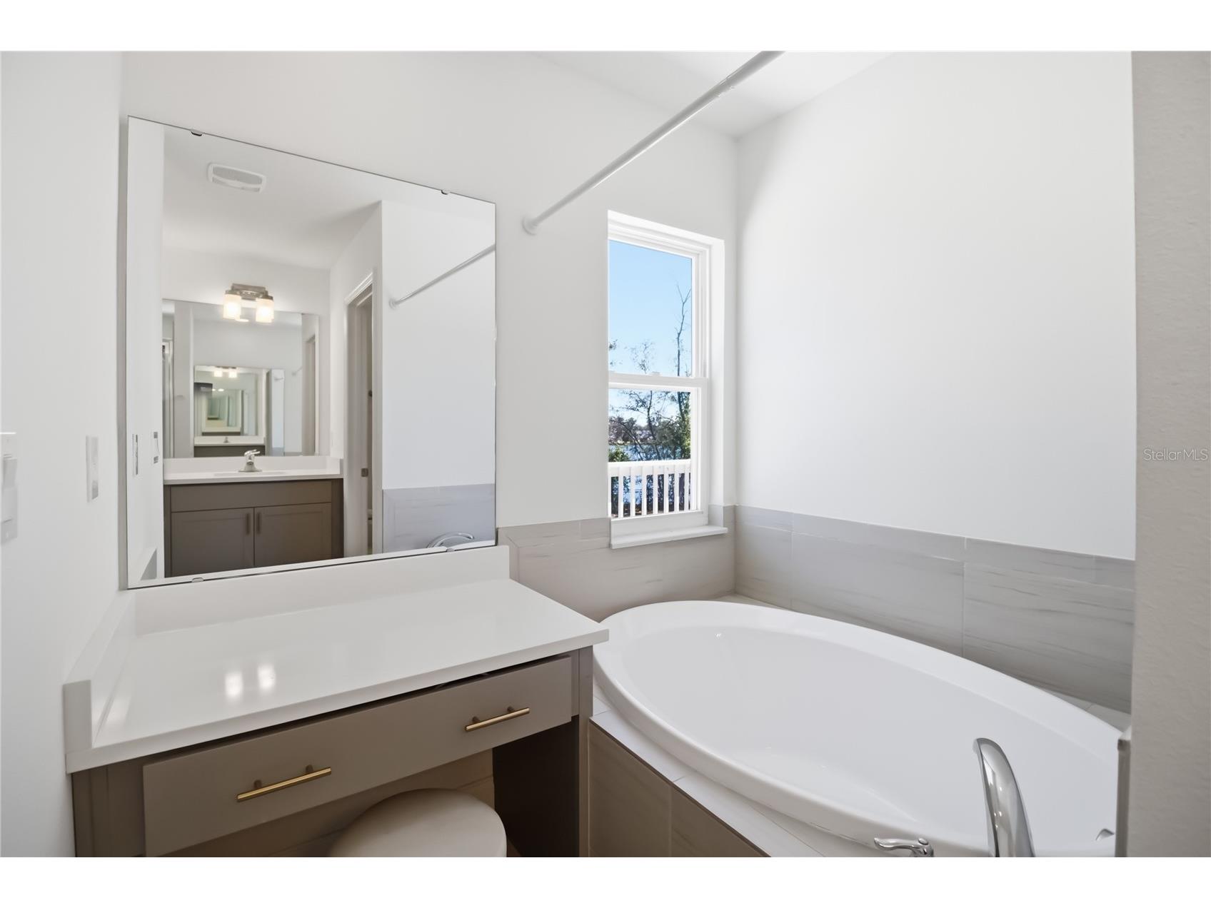 827 Dennis Avenue Orlando FL 32807 O6387102 image49