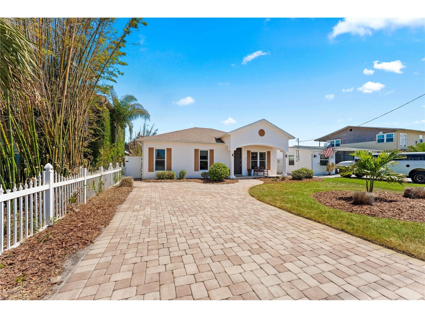 827 E 26th Avenue New Smyrna Beach FL 32169 NS1087979 image1